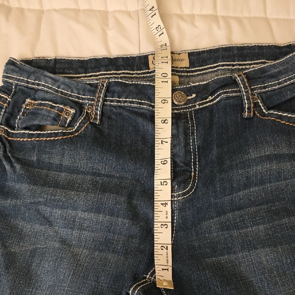 Earl Jeans Women's Navy Cropped Denim Capri Size 12